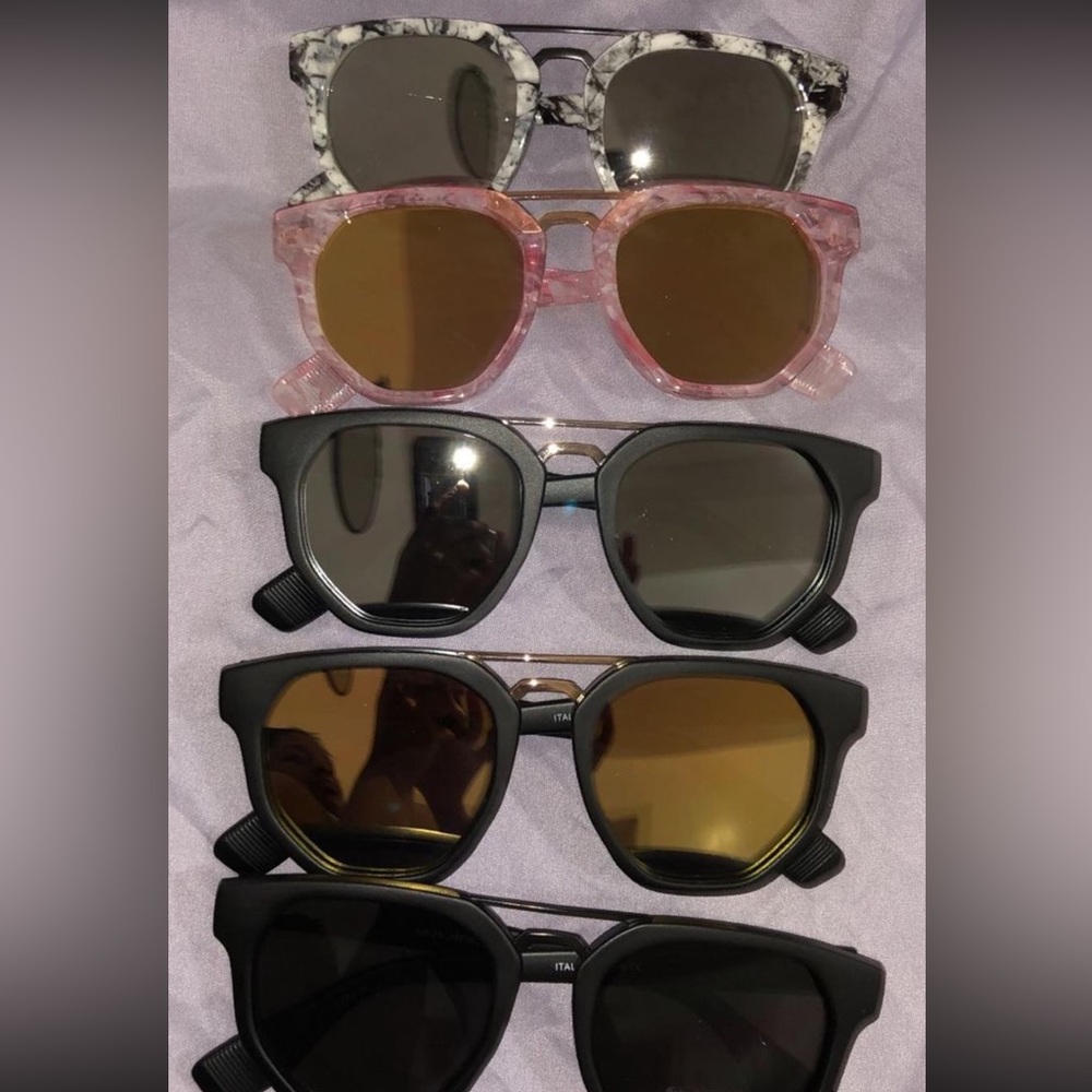Sunglasses. - Picture 5 of 11